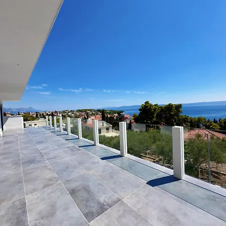 Libero Villa *