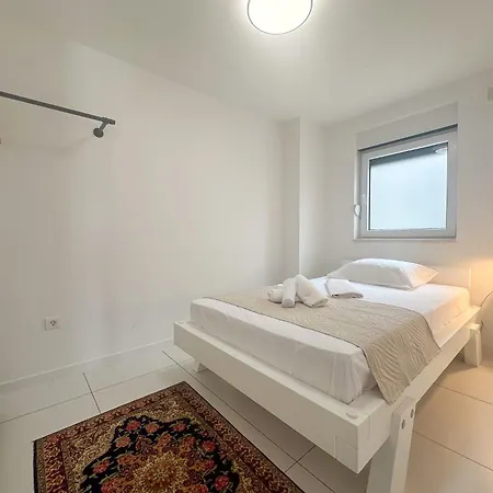 Libero Villa *
