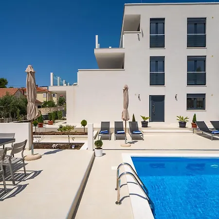 Villa Libero