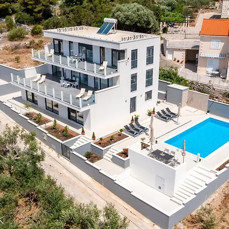 Villa Libero Sumartin