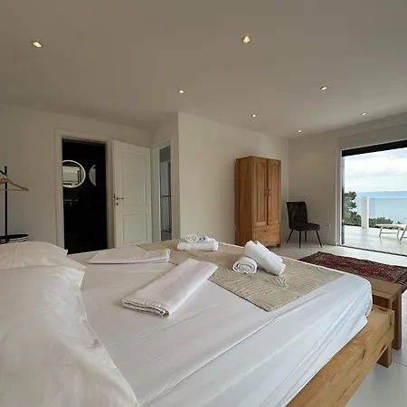 Libero Villa *