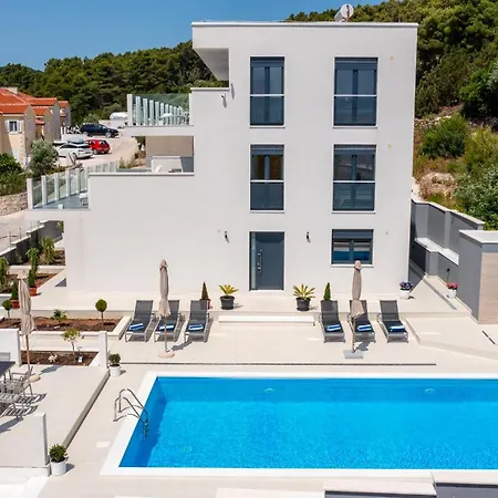 Villa Libero *